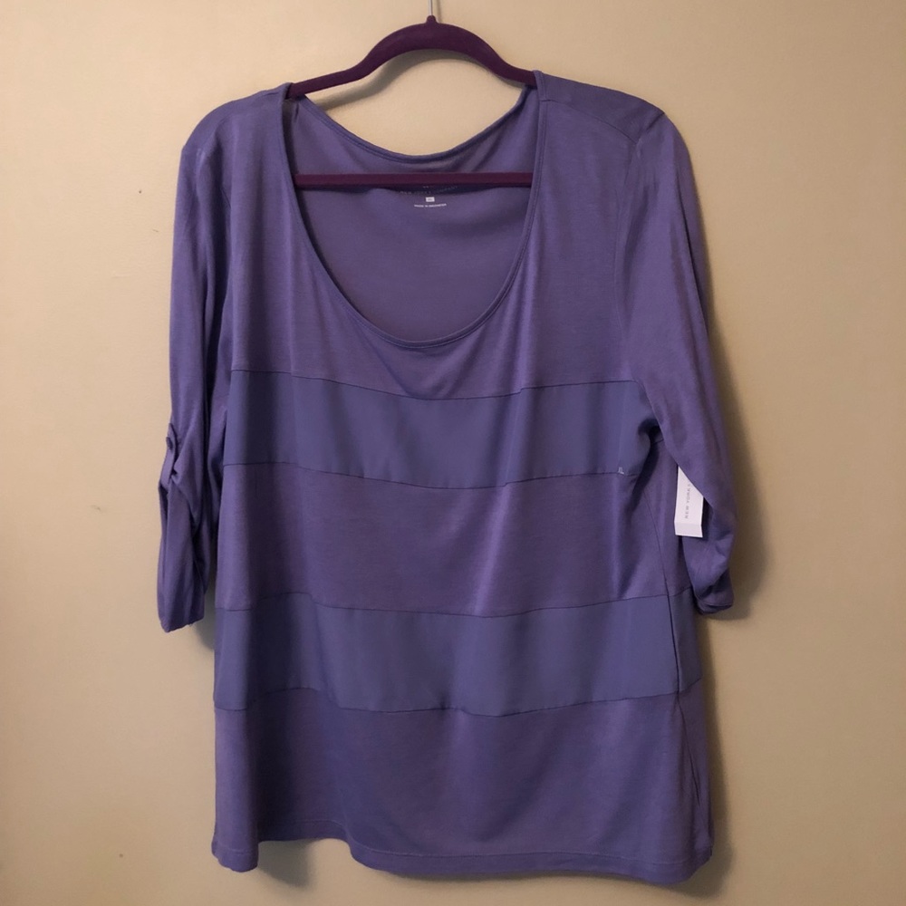 💜New York & Company purple mixed fabric blouse